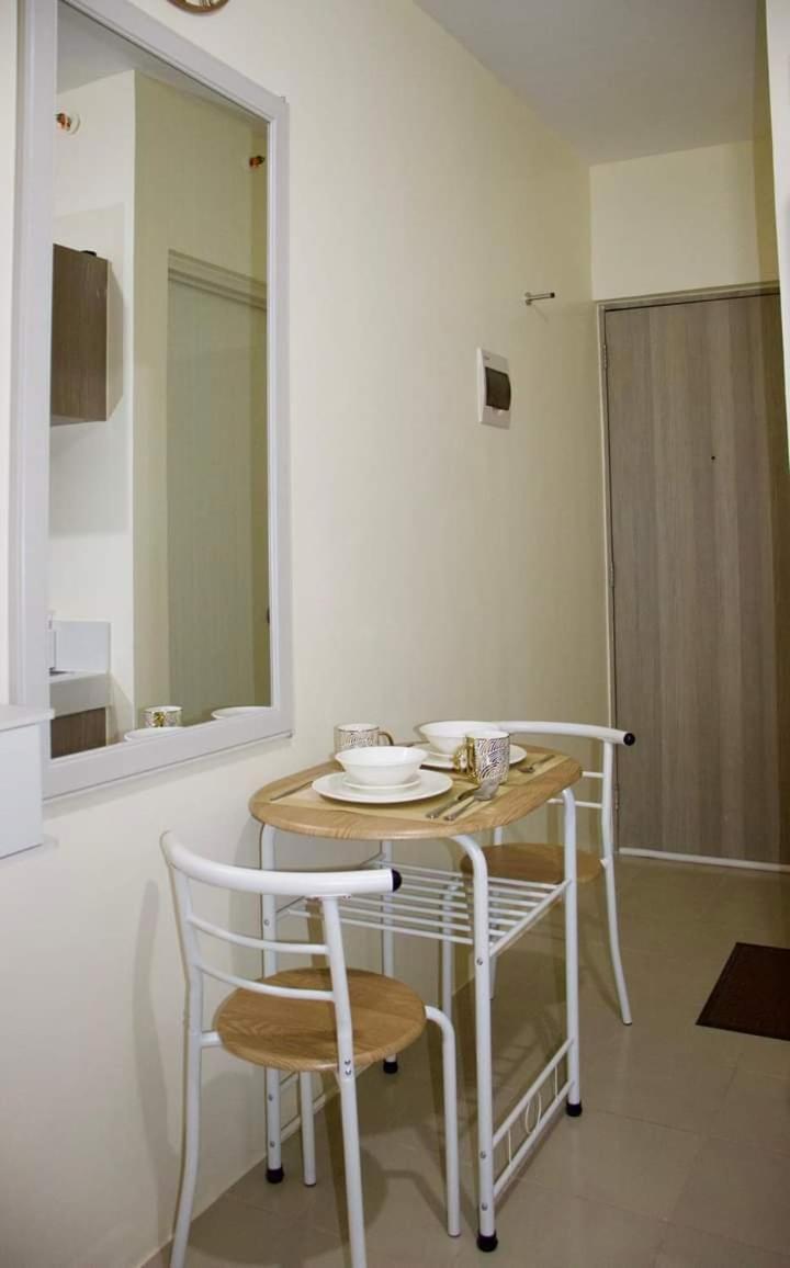 Affordable And Homey Condo In Metro Manila Message Balai Adi Blue App First Before Booking Mandaluyong Eksteriør billede